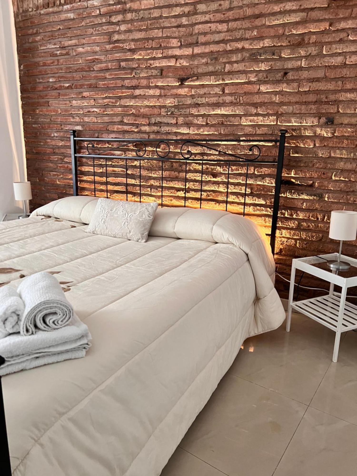 Tania'S House Apartman Catania-Fontanarossai nemzetközi repülőtér Kültér fotó